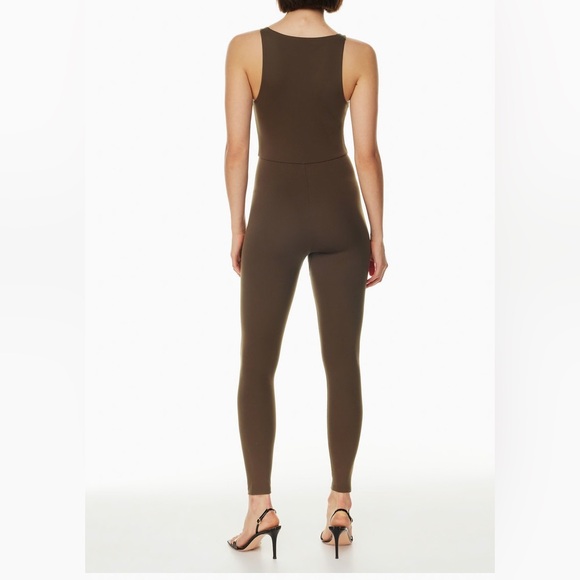 Babaton contour v neck jumpsuit - Picture 2 of 2